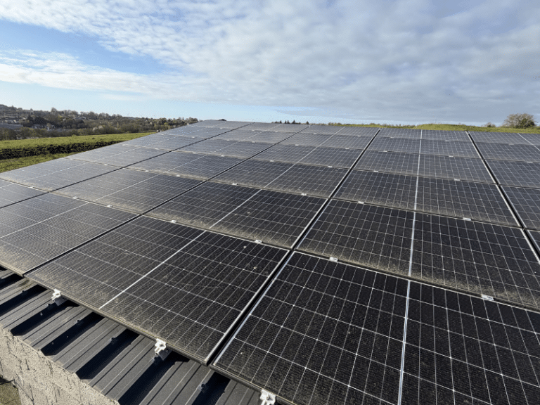 nettoyage panneaux solaires à bressuire - avant intervention