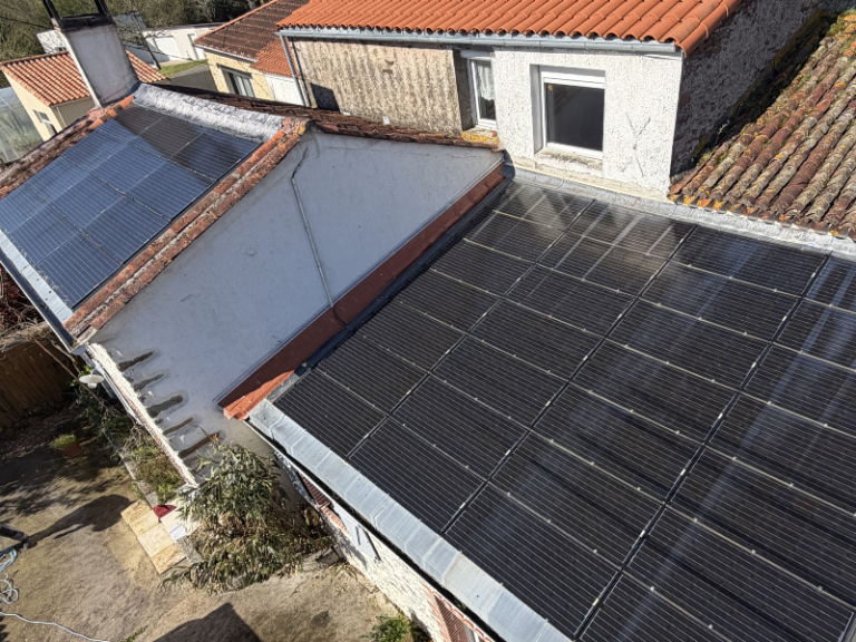 nettoyage panneaux solaires à montaigu