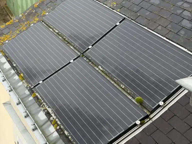panneaux solaires avant nettoyage à segré