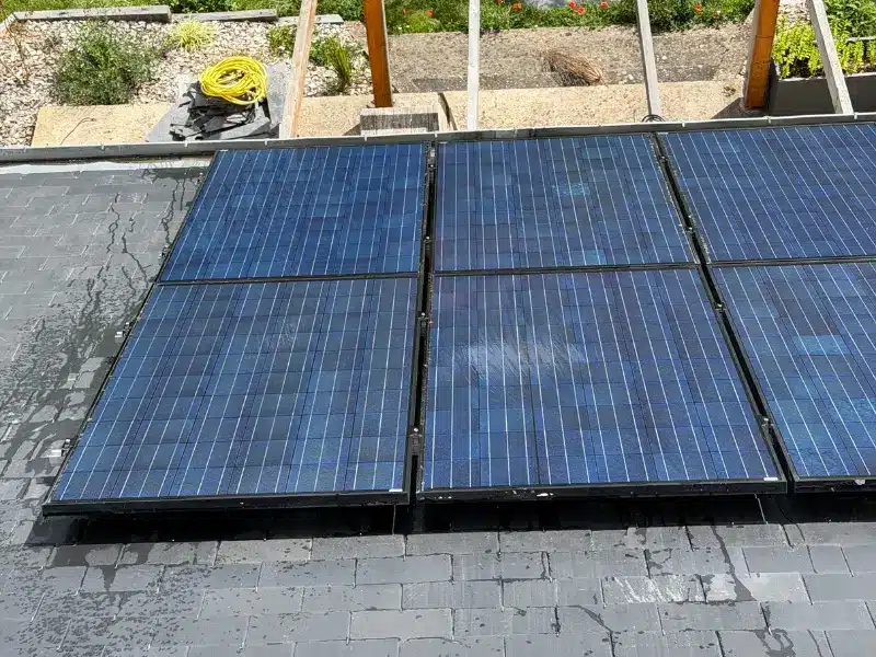 intervention à bauné nettoyage panneaux solaires